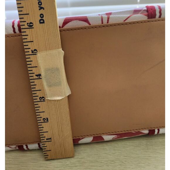 PURSE/HANDBAG-TOMMY HILFIGER-Red White-Plastic Cover-Beach-Boating-Snap Top - Picture 13 of 16